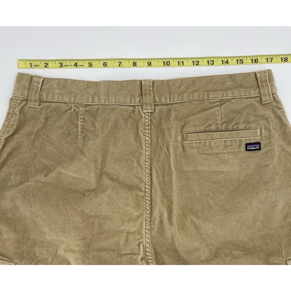 Patagonia Corduroy Cargo Shorts Mens 34 Beige‎ Style 57640
